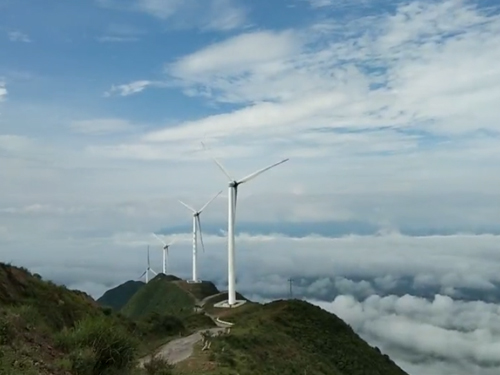 廣東粵電紅心樓風(fēng)電場(chǎng)風(fēng)機(jī)葉片檢修